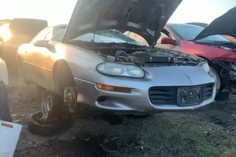 Photo of 2000 Chevrolet Camaro