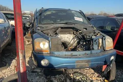 Photo of 2005 Dodge Durango