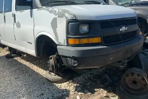 Photo of 2006 Chevrolet Express