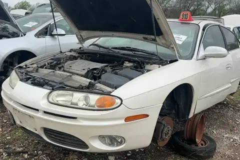 Photo of 2002 Oldsmobile Aurora