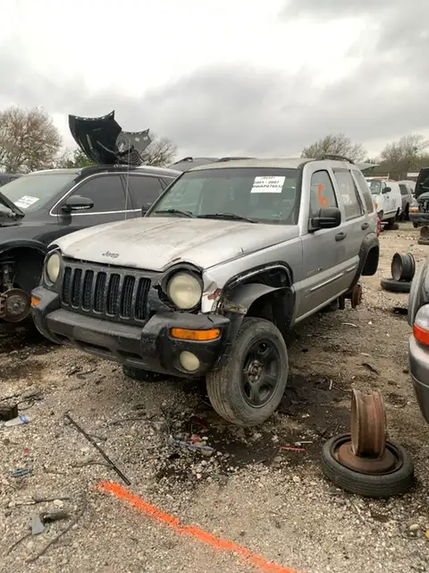 Photo of 2003 Jeep Liberty