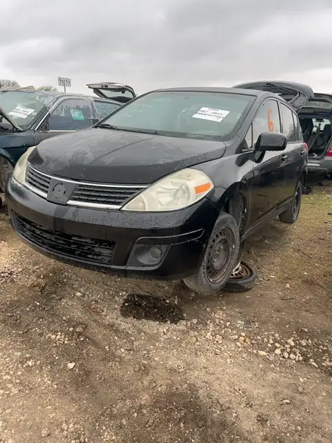 Photo of 2008 Nissan Versa