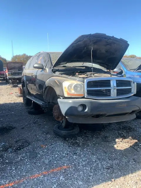 Photo of 2005 Dodge Durango