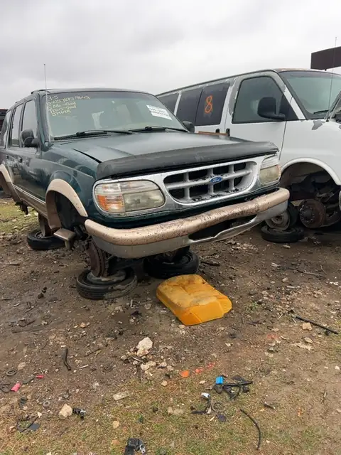 Photo of 1996 Ford Explorer