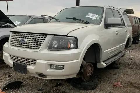 Photo of 2005 Ford Expedition