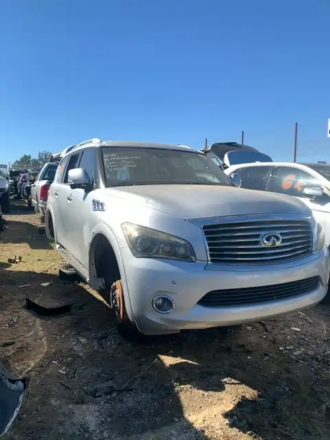 Photo of 2011 Infiniti Qx56
