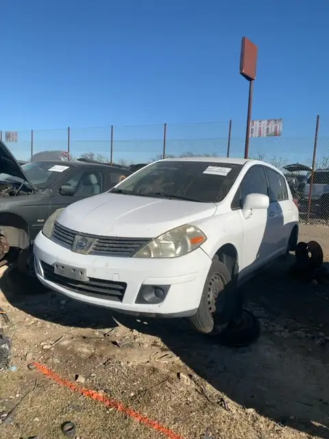 Photo of 2008 Nissan Versa