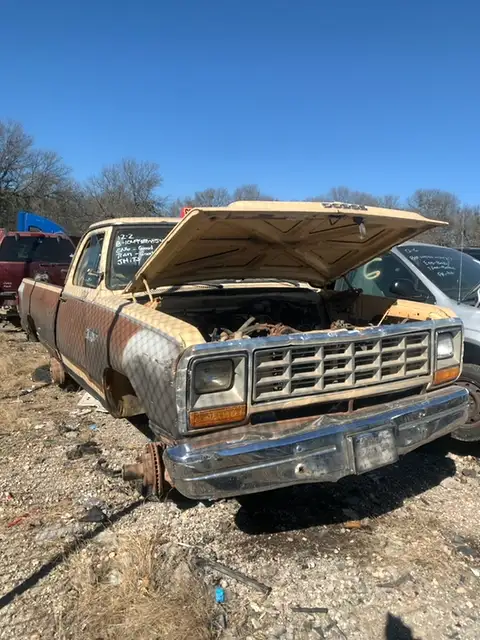 Photo of 1985 Dodge D100 Pickup