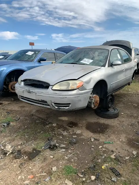 Photo of 2007 Ford Taurus