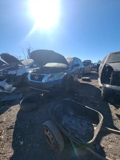 Photo of 2013 Nissan Pathfinder
