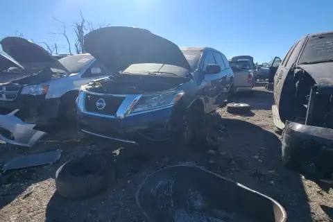 Photo of 2013 Nissan Pathfinder