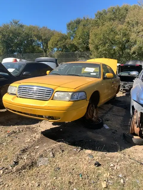 Photo of 2011 Ford Crown Victoria