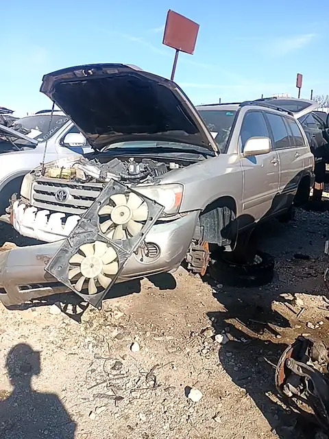 Photo of 2004 Toyota Highlander