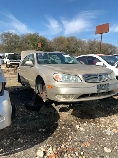 Photo of 2001 Infiniti I30