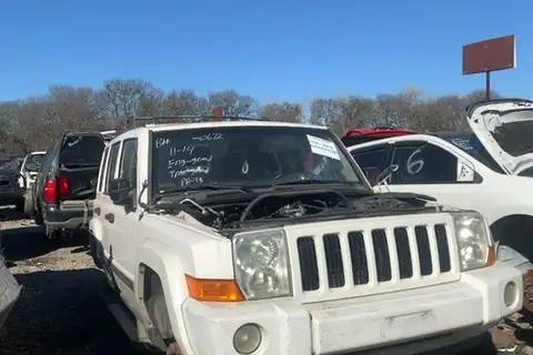 Photo of 2006 Jeep Commander