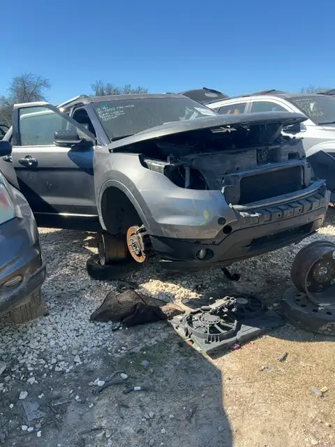 Photo of 2011 Ford Explorer