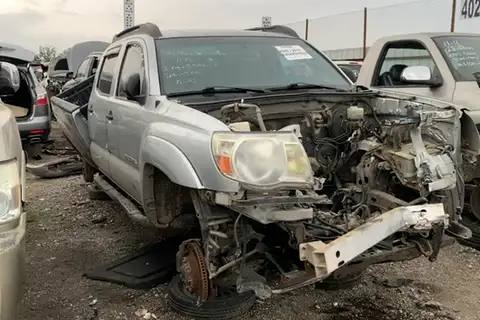 Photo of 2005 Toyota Tacoma