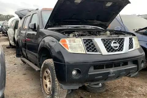 Photo of 2005 Nissan Pathfinder