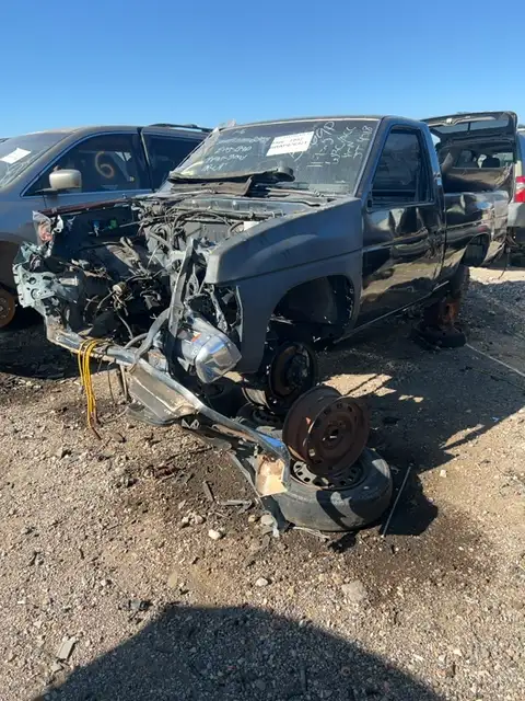 Photo of 1988 Nissan Pickup