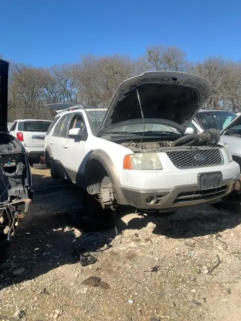 Photo of 2005 Ford Freestyle
