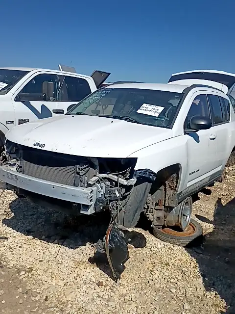 Photo of 2011 Jeep Compass