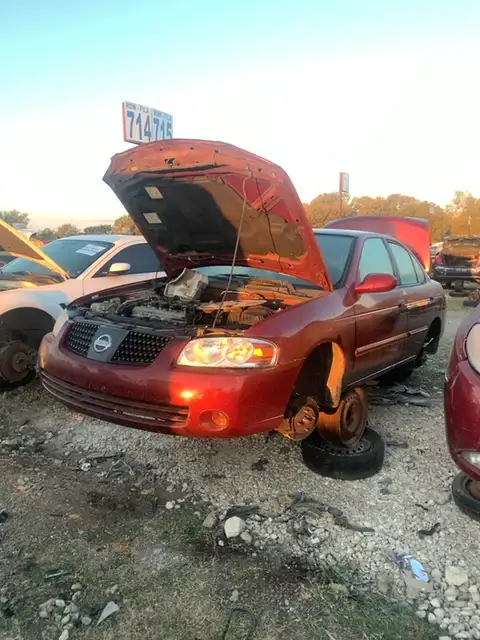 Photo of 2005 Nissan Sentra