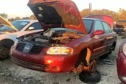 Photo of 2005 Nissan Sentra