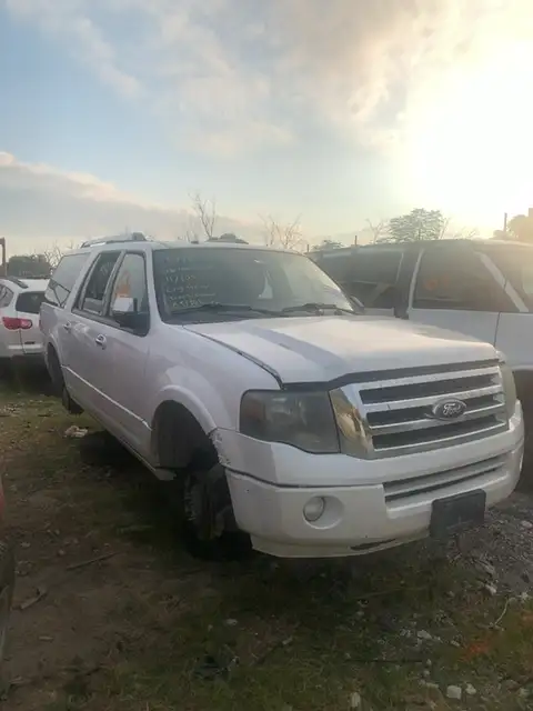Photo of 2011 Ford Expedition El