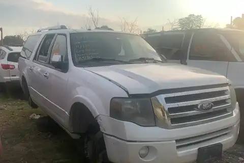 Photo of 2011 Ford Expedition El