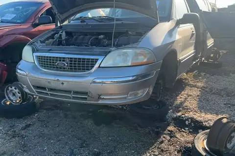 Photo of 2002 Ford Windstar