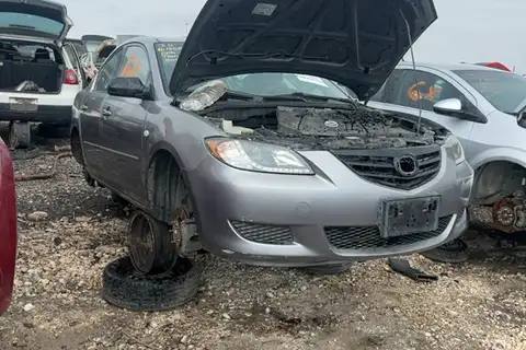 Photo of 2005 Mazda Mazda3