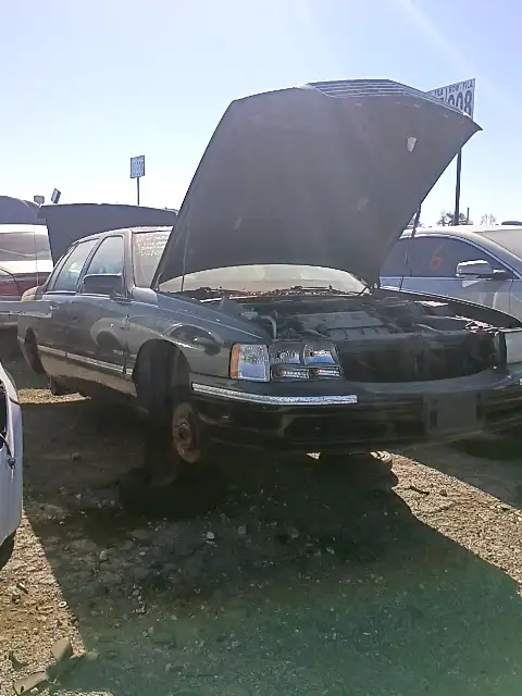 Photo of 1998 Cadillac Deville