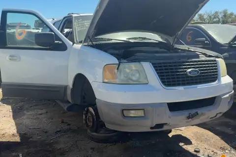 Photo of 2003 Ford Expedition