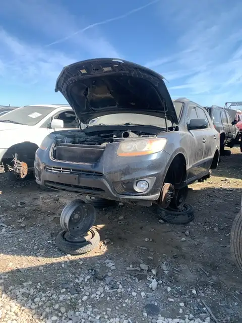 Photo of 2011 Hyundai Santa Fe
