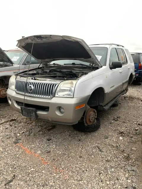 Photo of 2002 Mercury Mountaineer