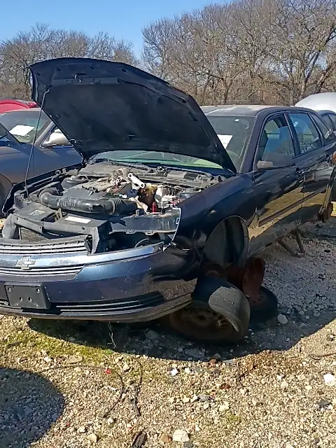 Photo of 2005 Chevrolet Malibu Maxx