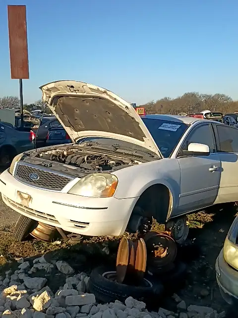 Photo of 2005 Ford Five Hundred