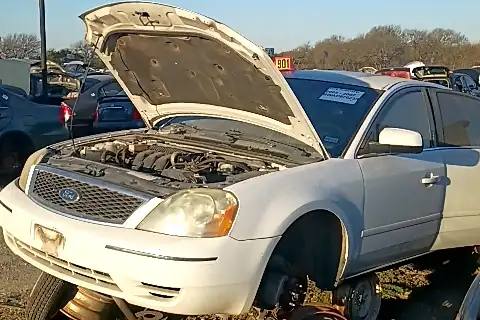Photo of 2005 Ford Five Hundred