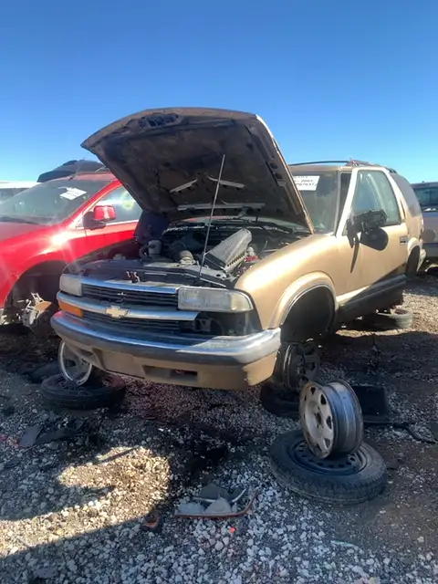 Photo of 1999 Chevrolet Blazer