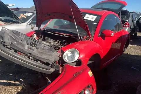 Photo of 2004 Volkswagen Beetle