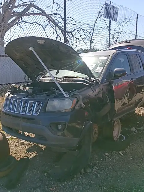 Photo of 2014 Jeep Compass