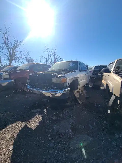 Photo of 2001 Gmc Sierra