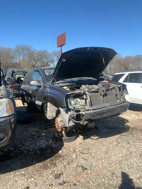 Photo of 2004 Chevrolet Trailblazer