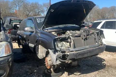 Photo of 2004 Chevrolet Trailblazer