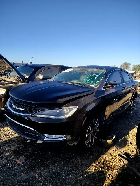 Photo of 2015 Chrysler 200