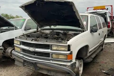 Photo of 1997 Chevrolet Suburban