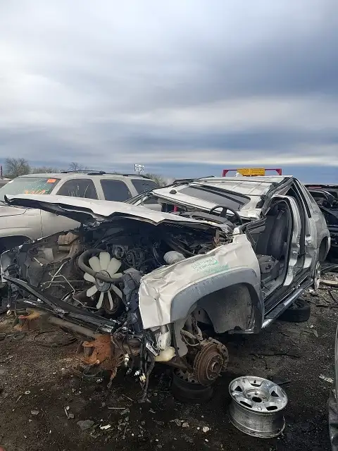Photo of 2004 Chevrolet Avalanche