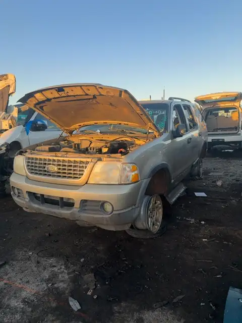 Photo of 2003 Ford Explorer