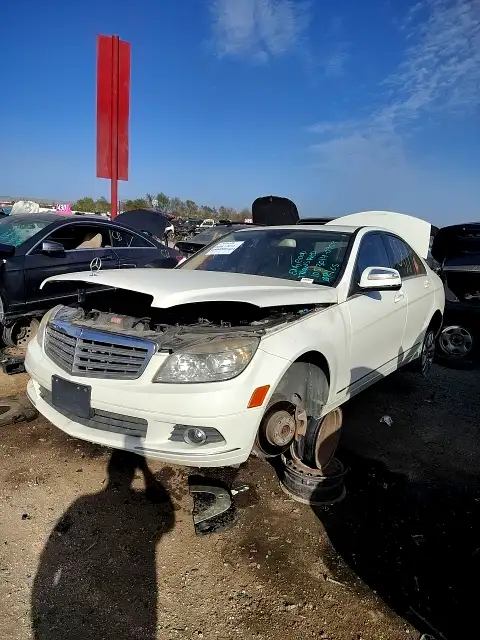 Photo of 2009 Mercedes-Benz C-Class