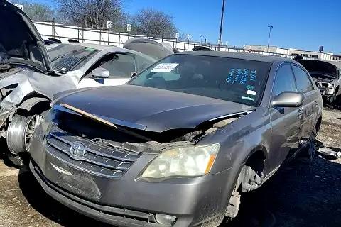 Photo of 2005 Toyota Avalon